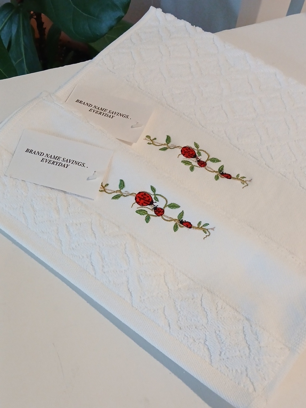 Ladybugs Fingertip Towels 100% Cotton Bianca Jacquard Portugal 12x17.5" Set Of 2